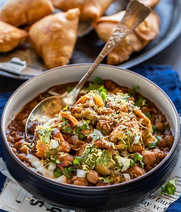Chole Samosa Chat